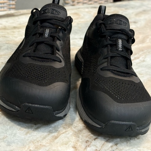 Men’s KEEN Sparta II Work shoes- aluminum toe. Size 9W - Picture 5 of 11